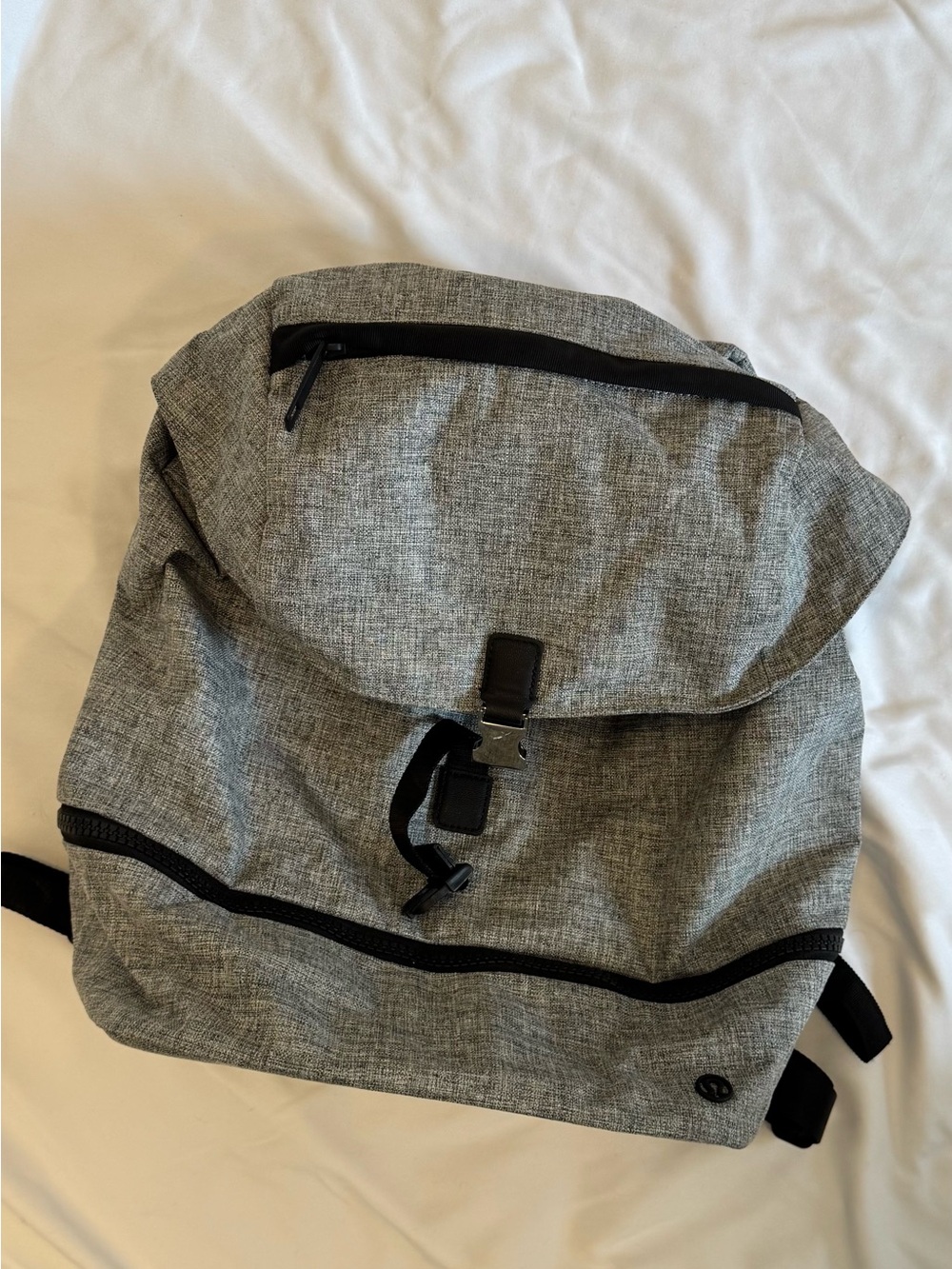 Lululemon Go Lightly Rucksack (26L)
Heathered Black